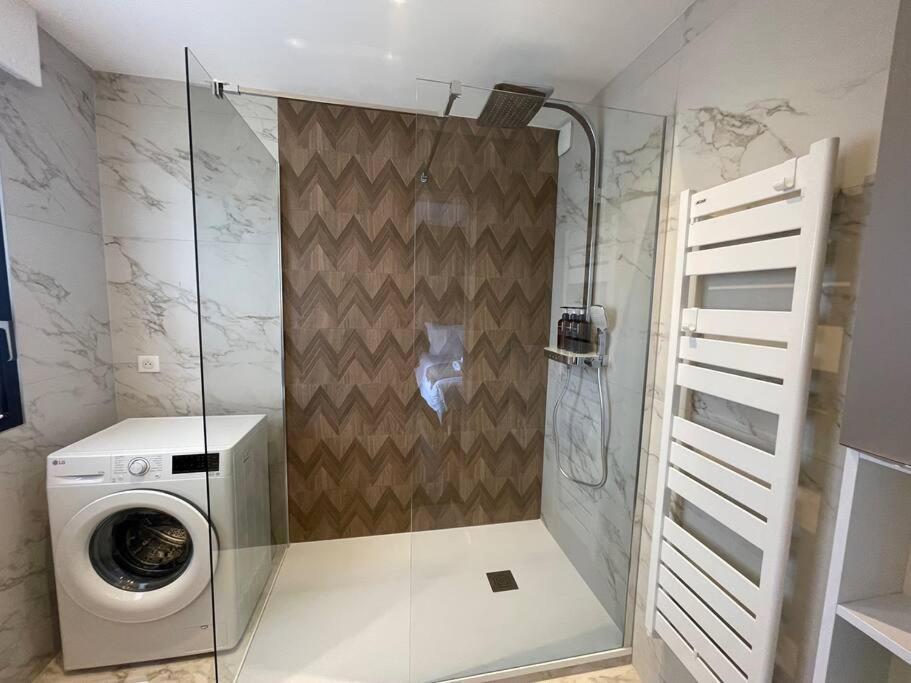 Apartament Le Mont-Veyrier, Parking Et Vue Annecy Zewnętrze zdjęcie
