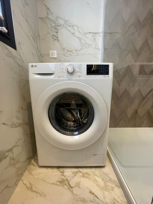 Apartament Le Mont-Veyrier, Parking Et Vue Annecy Zewnętrze zdjęcie